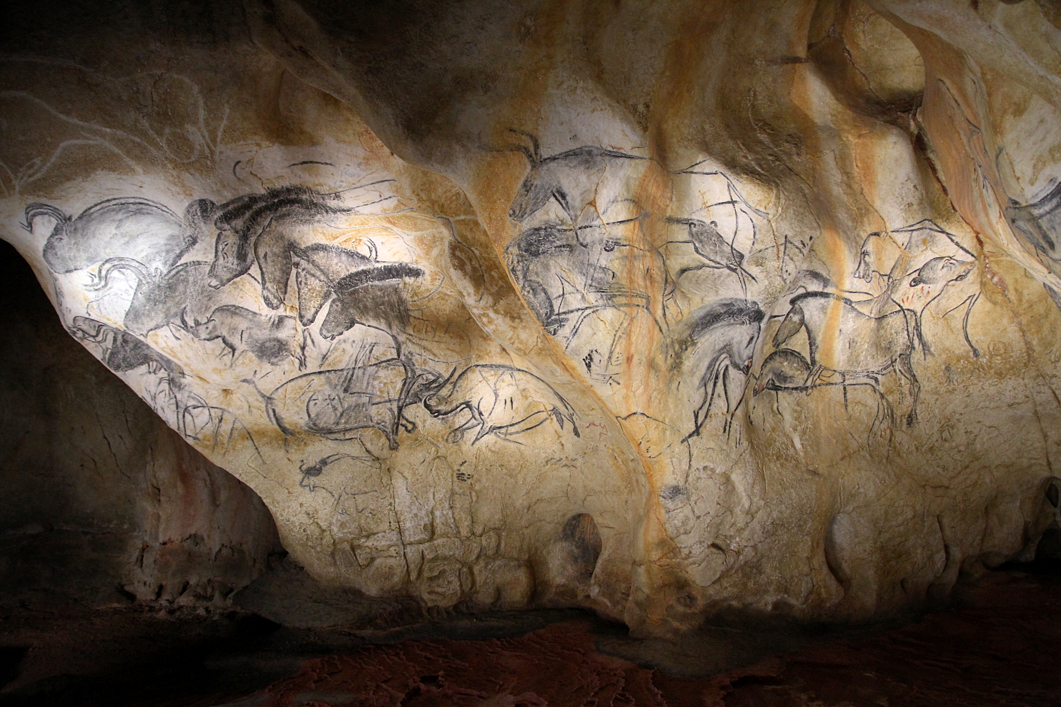 Chauvet Cave (Ardèdeche, France). Photo by Claude Valette, CC BY-ND 2.0.