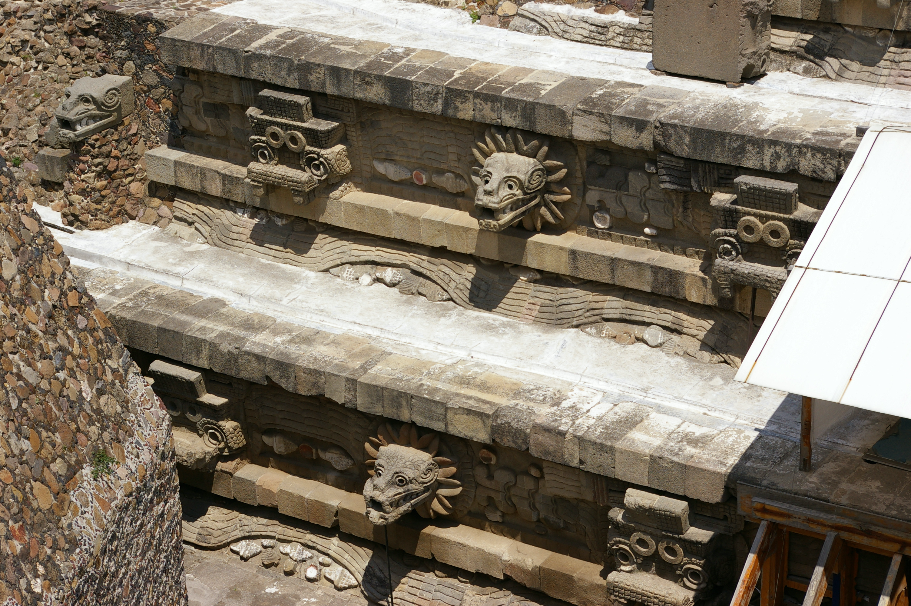 Temple of the Feathered Serpent, ca. second-third century (Teotihuacan, Mexico). Photo by jschmeling, CC BY 2.0.