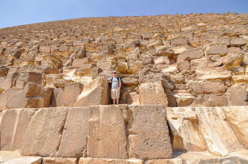 Great Pyramids of Giza (Detail of stones), limestone, granite, basalt, brick, ca. 2570-2450 B.C.E. (Giza, Egypt). Photo by Jorge Láscar, CC BY 2.0.