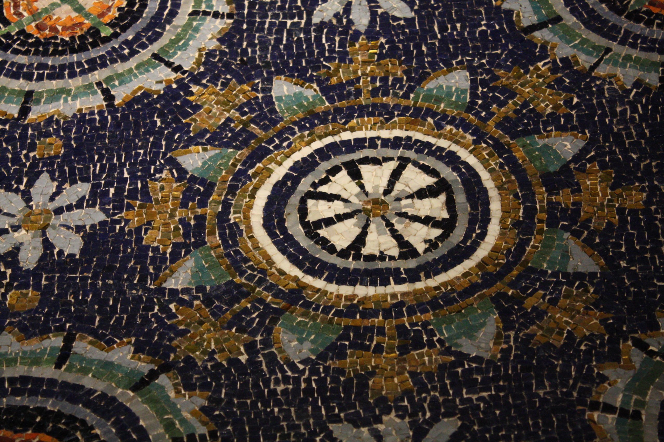 Detail of mosaic, Mausoleum of Galla Placidia, ca. fifth century (Ravenna, Italy). Photo: Asa Mittman, CC BY-NC-SA 2.0.